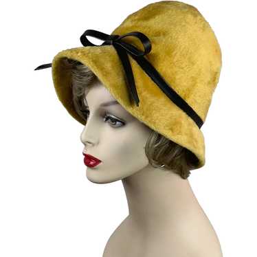 Black Cloche Hat, 60s Mod Bucket Style, Faux Snakeskin Bow
