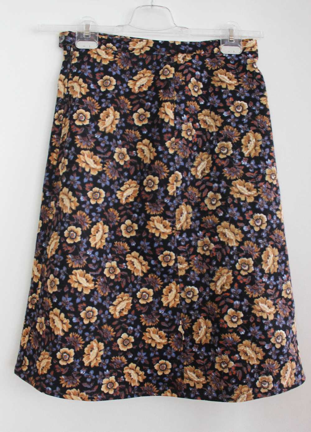 Corduroy skirt - Floral skirt in finely corduroy,… - image 4