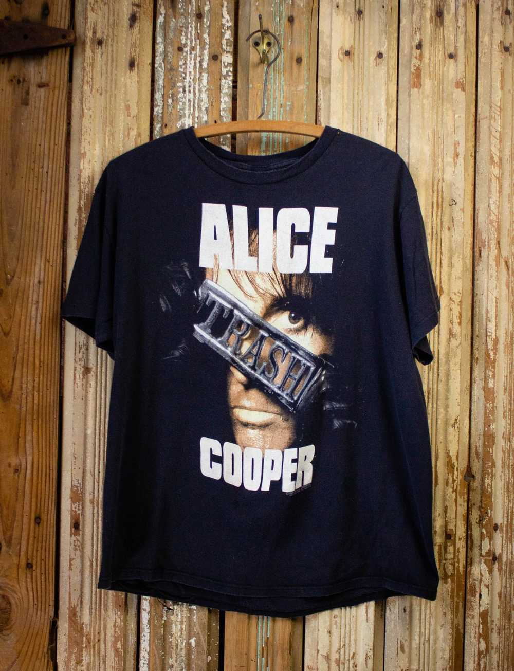 Band Tees × Vintage Vintage Alice Cooper Trashes … - image 1