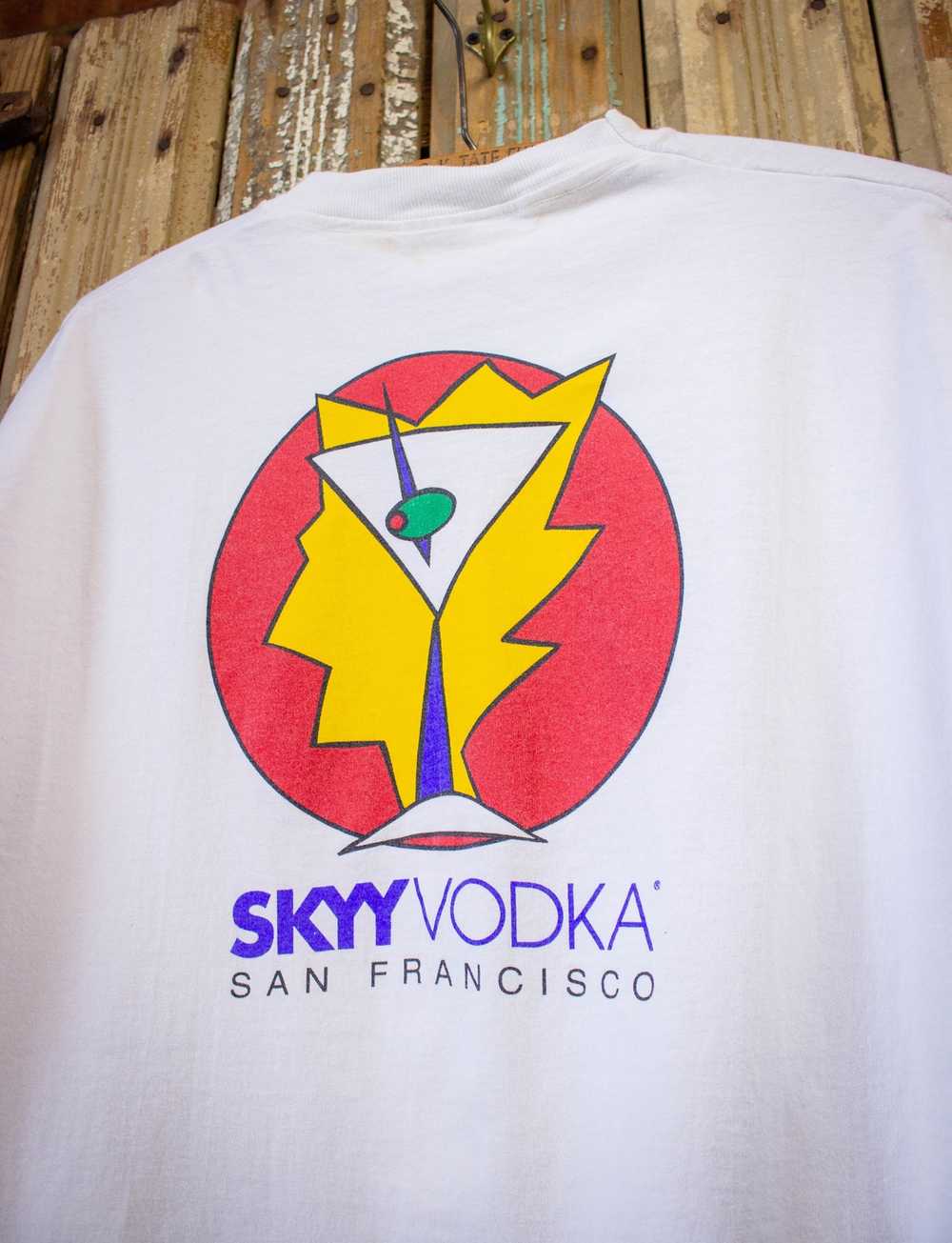 Vintage Vintage Skyy Vodka Graphic T Shirt 90s - image 4