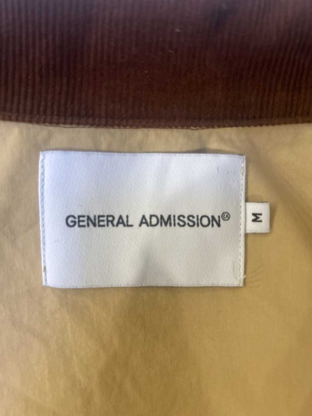 General Admission Light coat - image 4