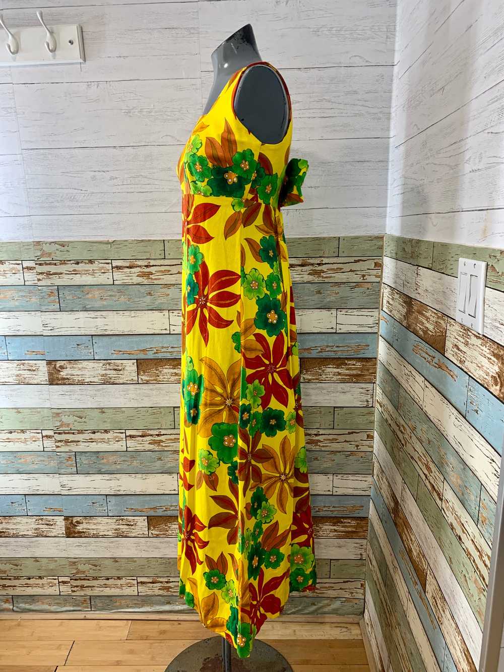60s/70s Green Red And Yellow Floral Maxi Dress - image 3