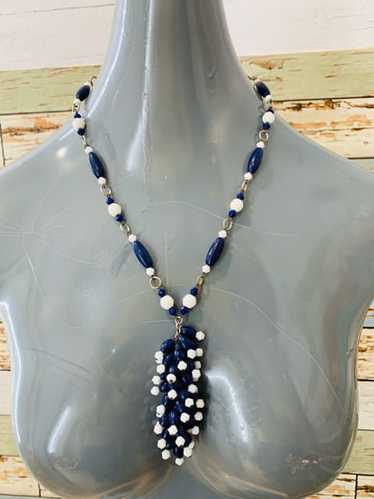 70s Bead Mix White, Navy Necklace