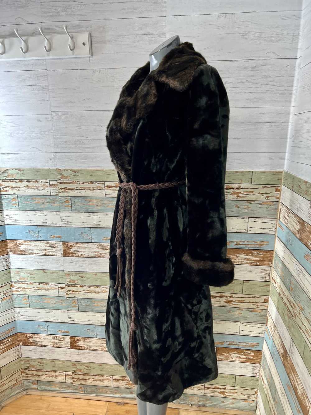 70s Crushed Velvet Wrap Coat by Borgazia - image 7