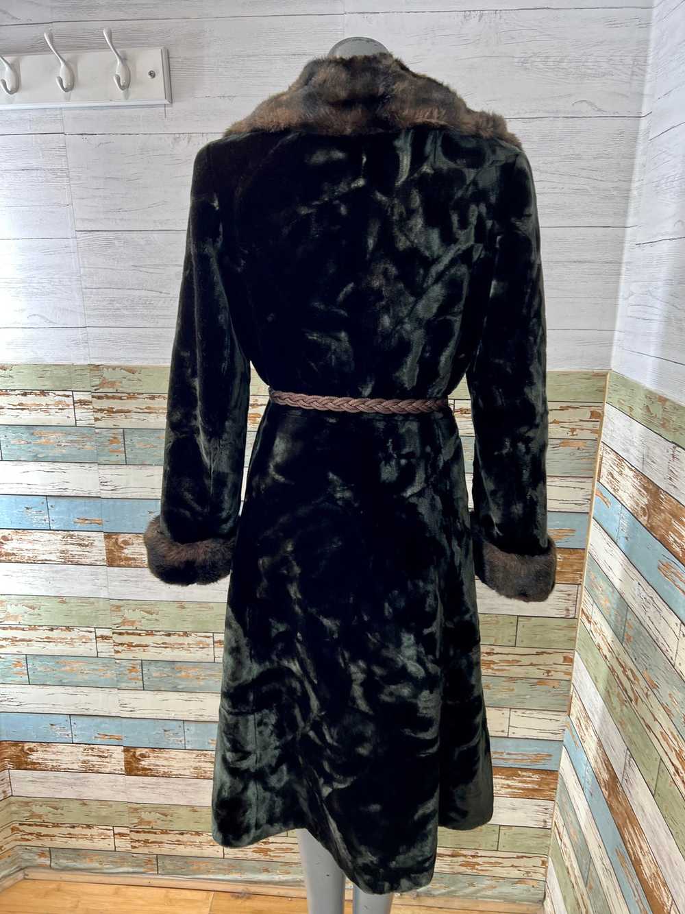 70s Crushed Velvet Wrap Coat by Borgazia - image 8