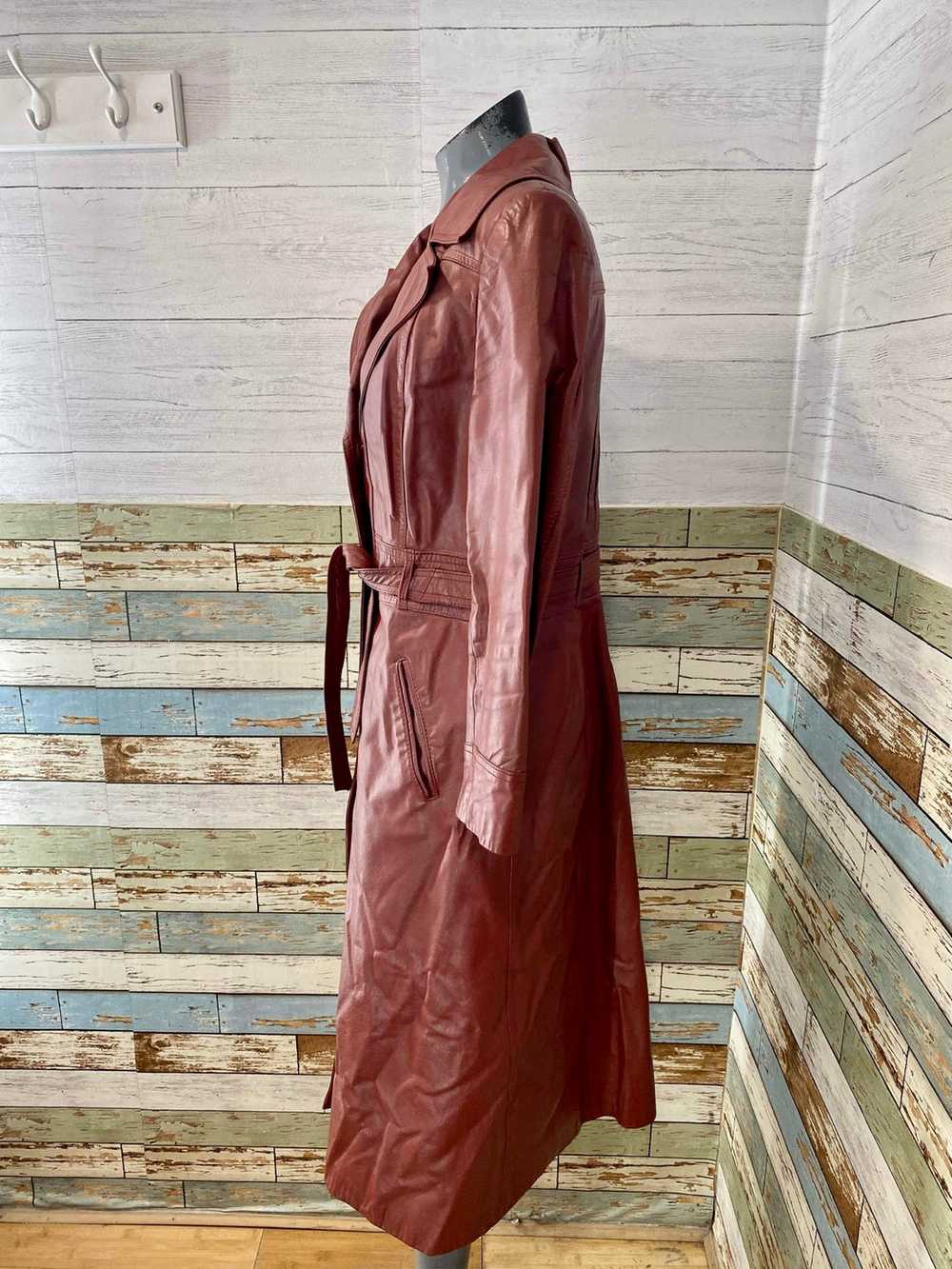 70s Red Leather Trench Coat - image 3