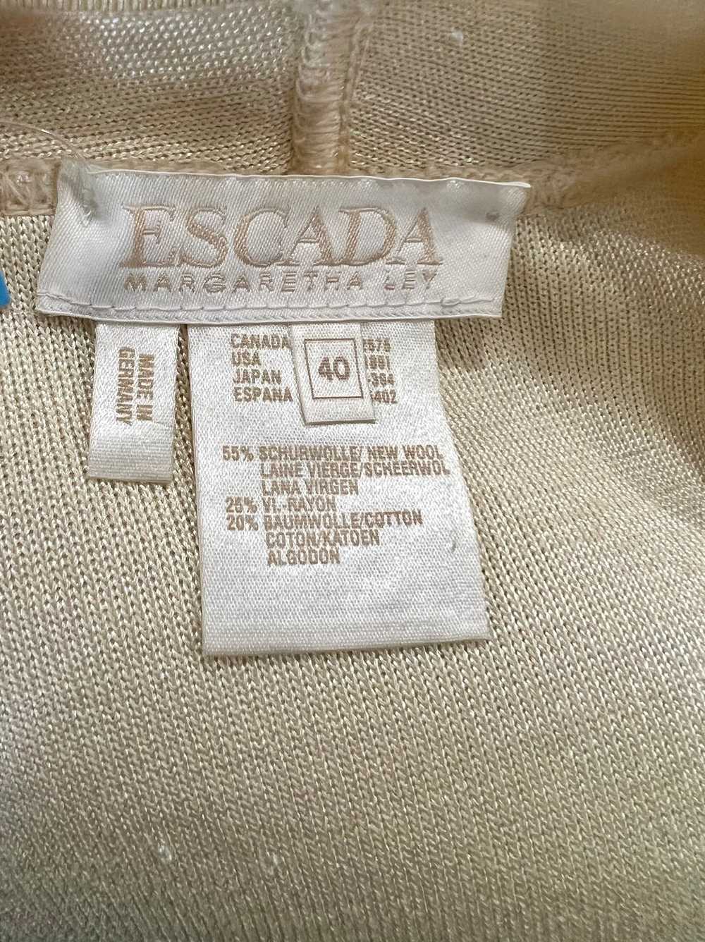 90’s Off White Knit Short Sleeve Jacket by Escada - image 12