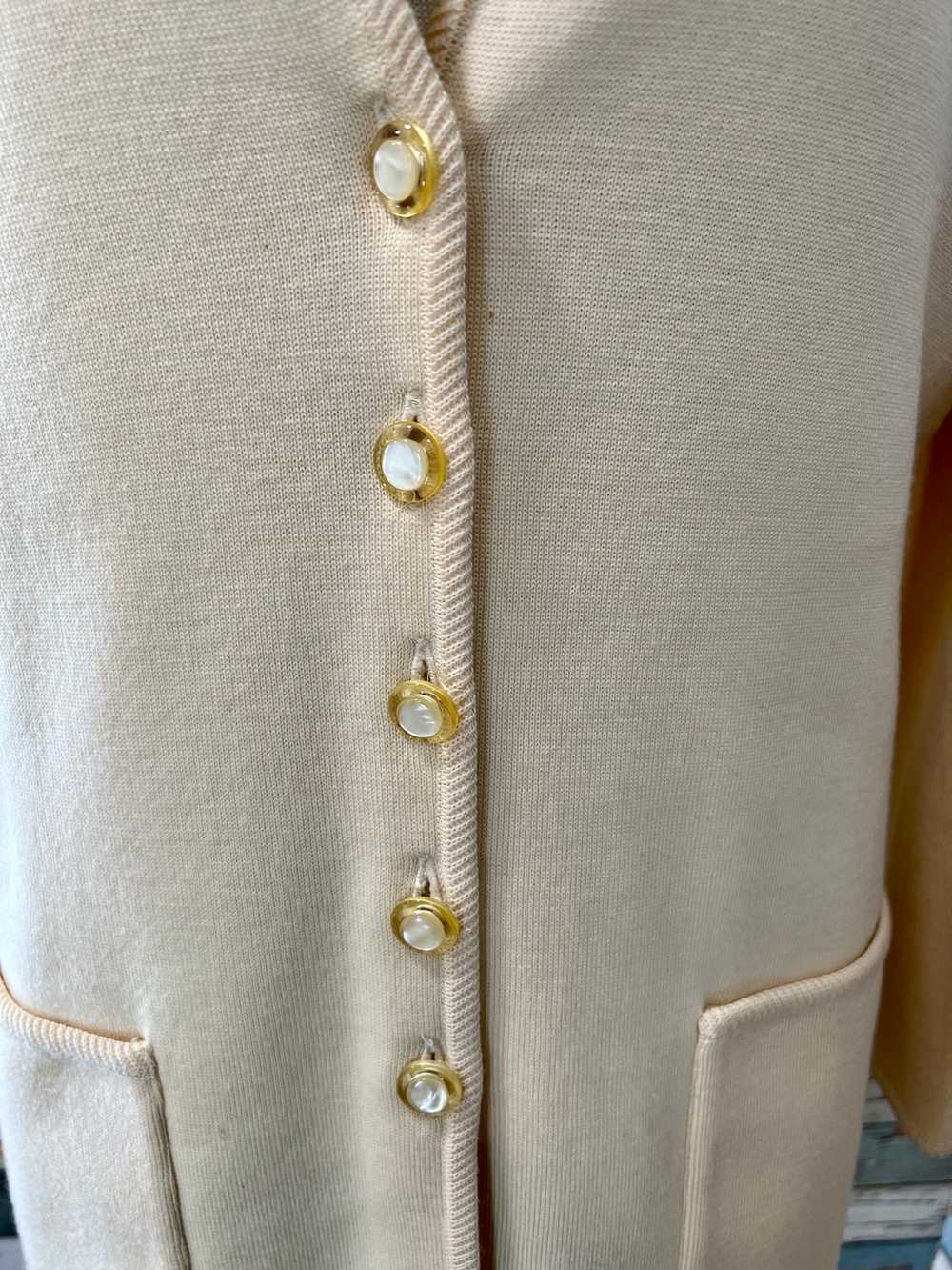 90’s Off White Knit Short Sleeve Jacket by Escada - image 6