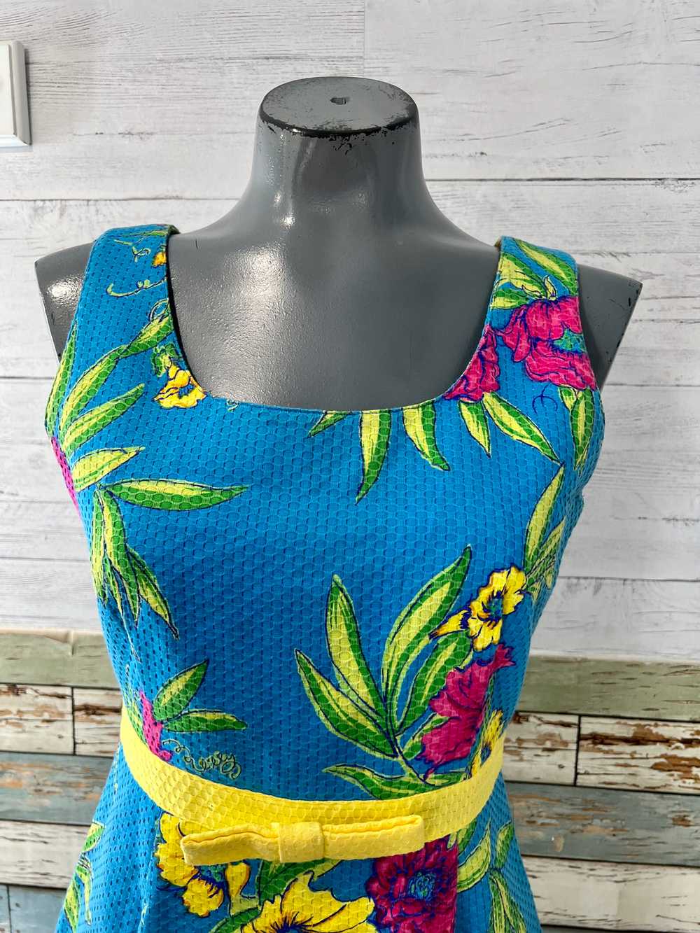 90’s Blue With Multicolor Tropical Flower Print N… - image 3