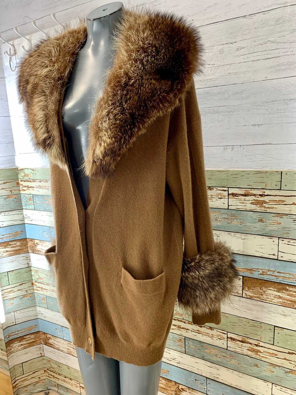 90’s Fur Collar and Cashmere Coat by Donna Karan - image 2