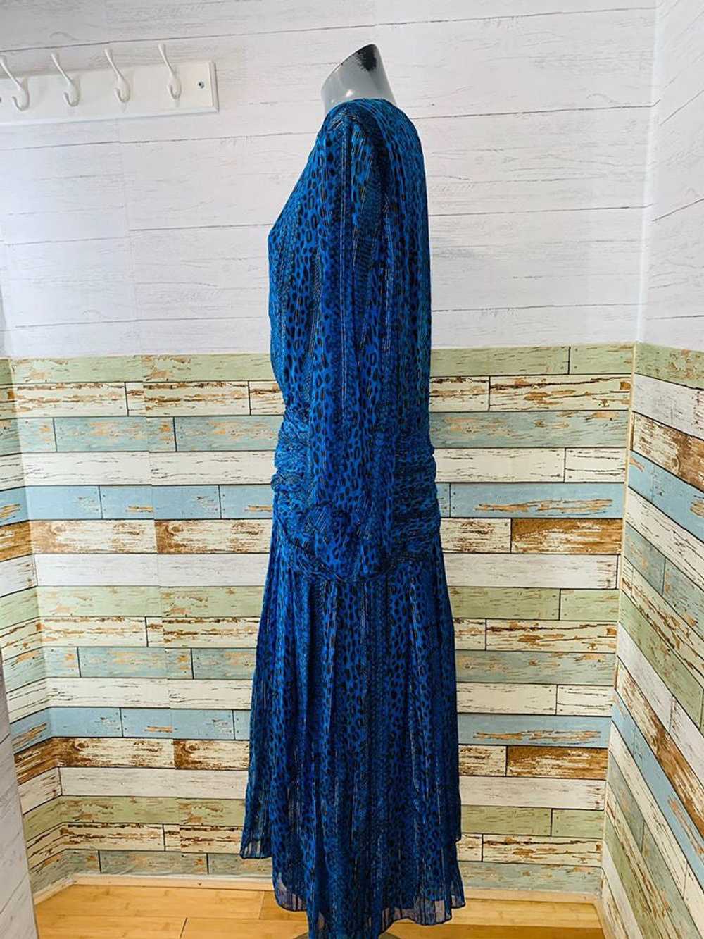 90s - Long Sleeve Silk Dress - image 6