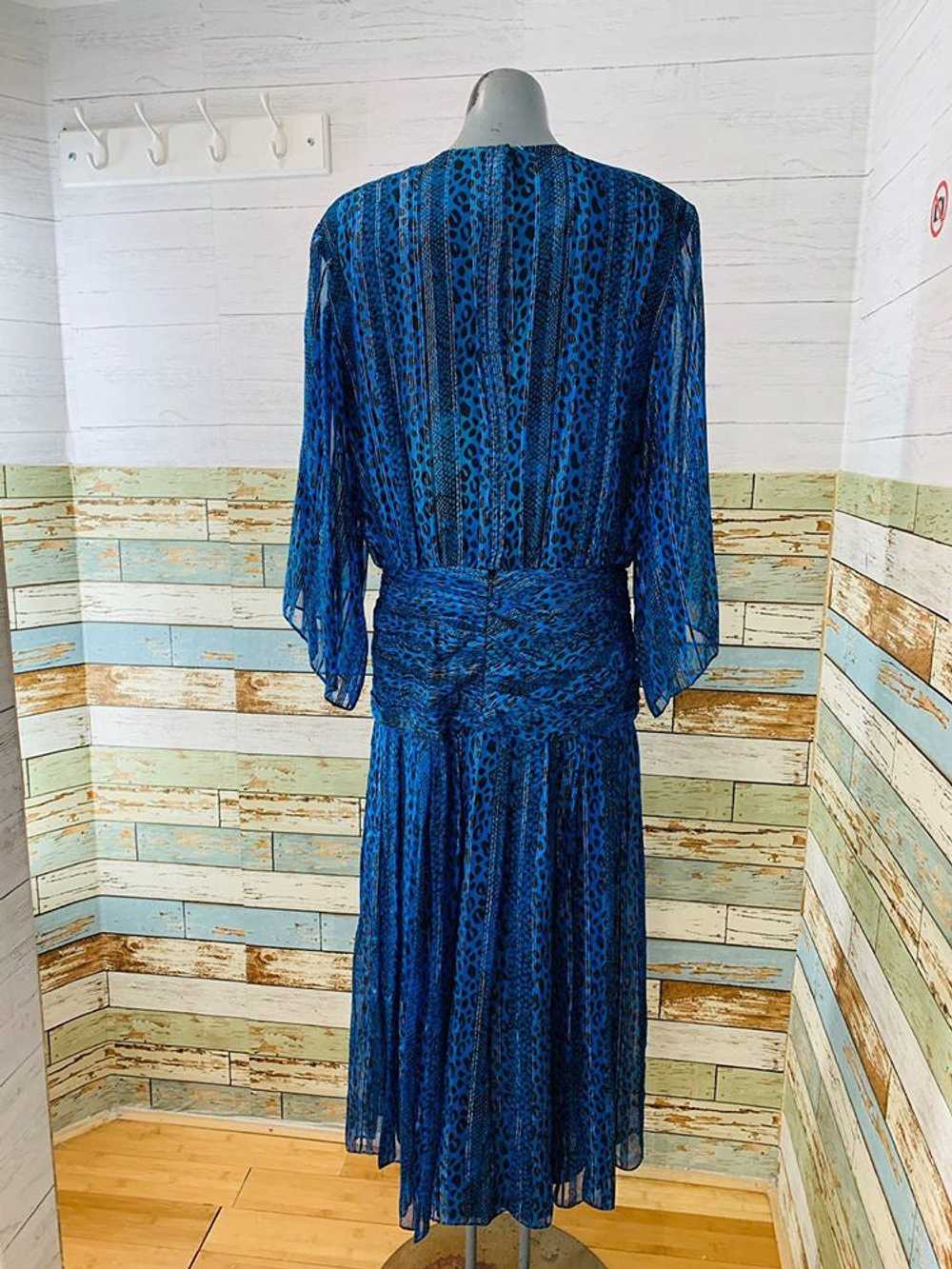 90s - Long Sleeve Silk Dress - image 7