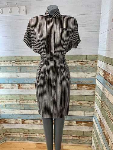 90s Cap Sleeve With Black & Gray Stripes By Scarle