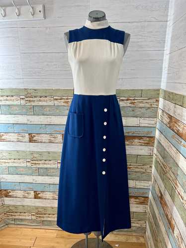 70’s Navy & White High Neck Non Sleeve Maxi Dress