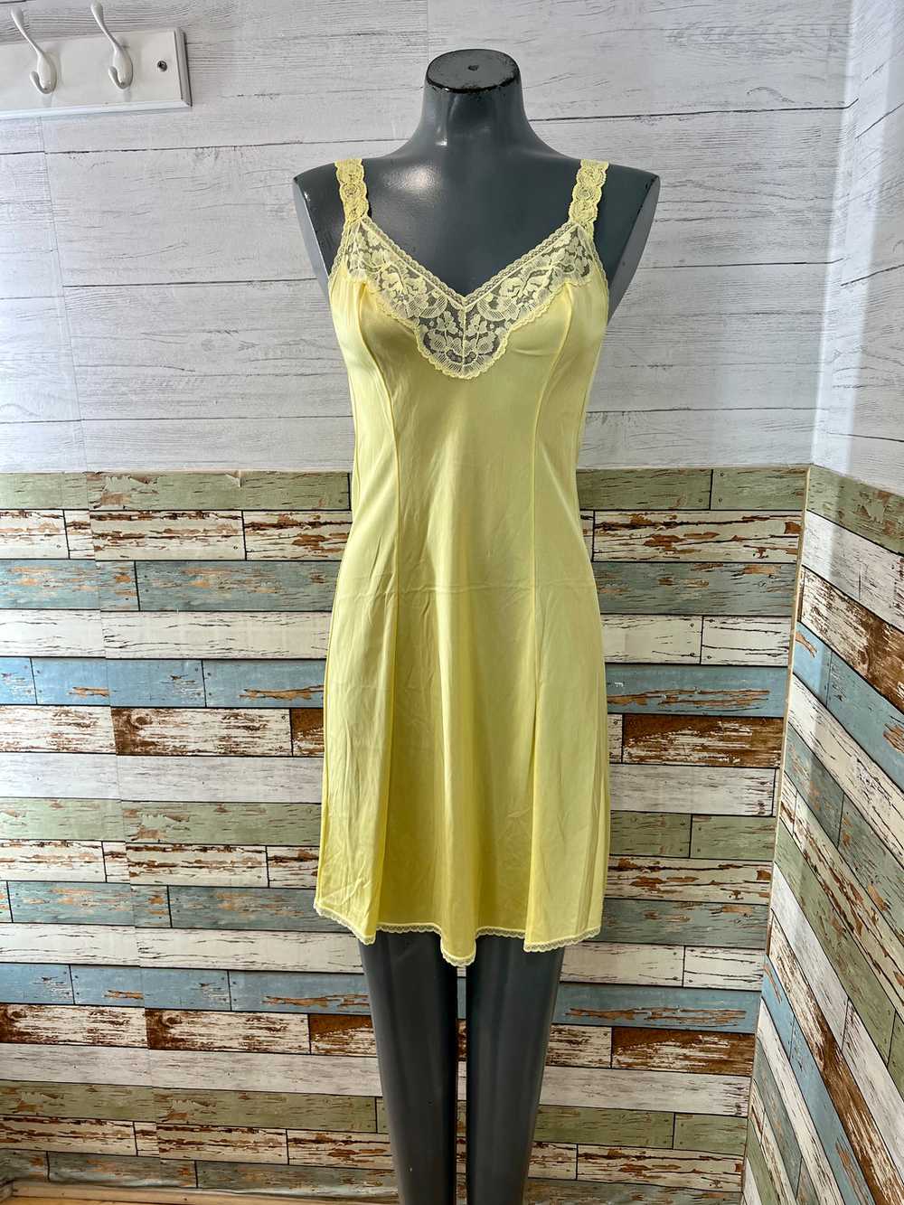 70’s Yellow Slip Dress with Lace - image 1