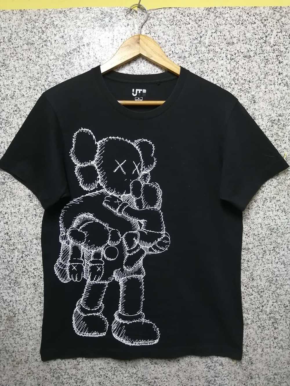 Kaws × Uniqlo Kaws Clean Slate Tee - image 1