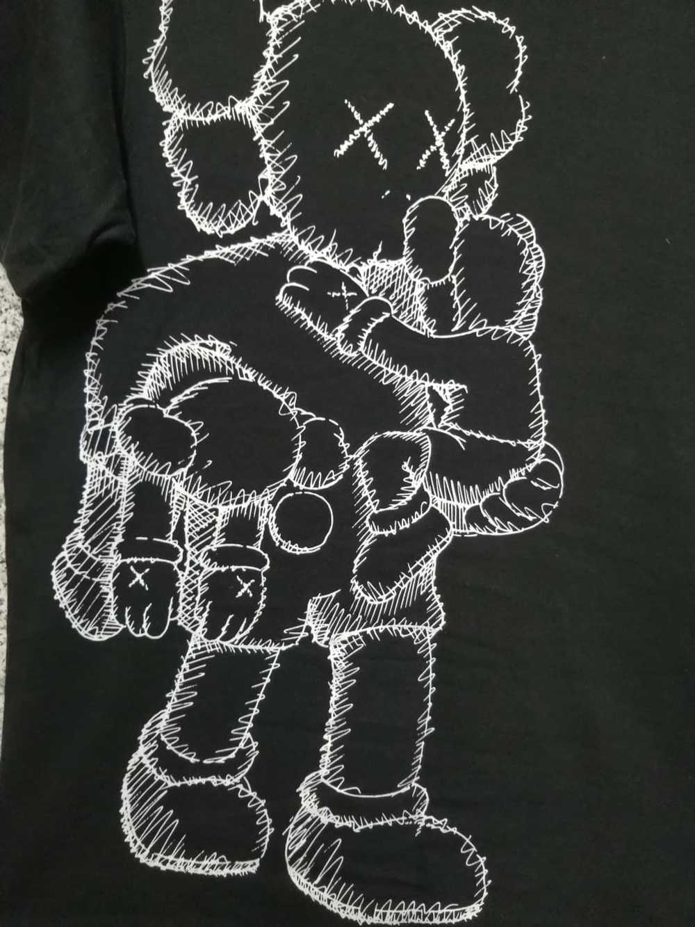 Kaws × Uniqlo Kaws Clean Slate Tee - image 3