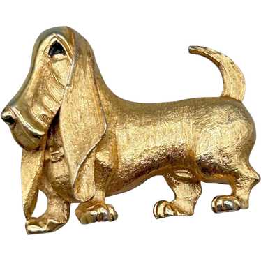 Signed BOUCHER Basset Hound Dog Pin Brooch Gold T… - image 1