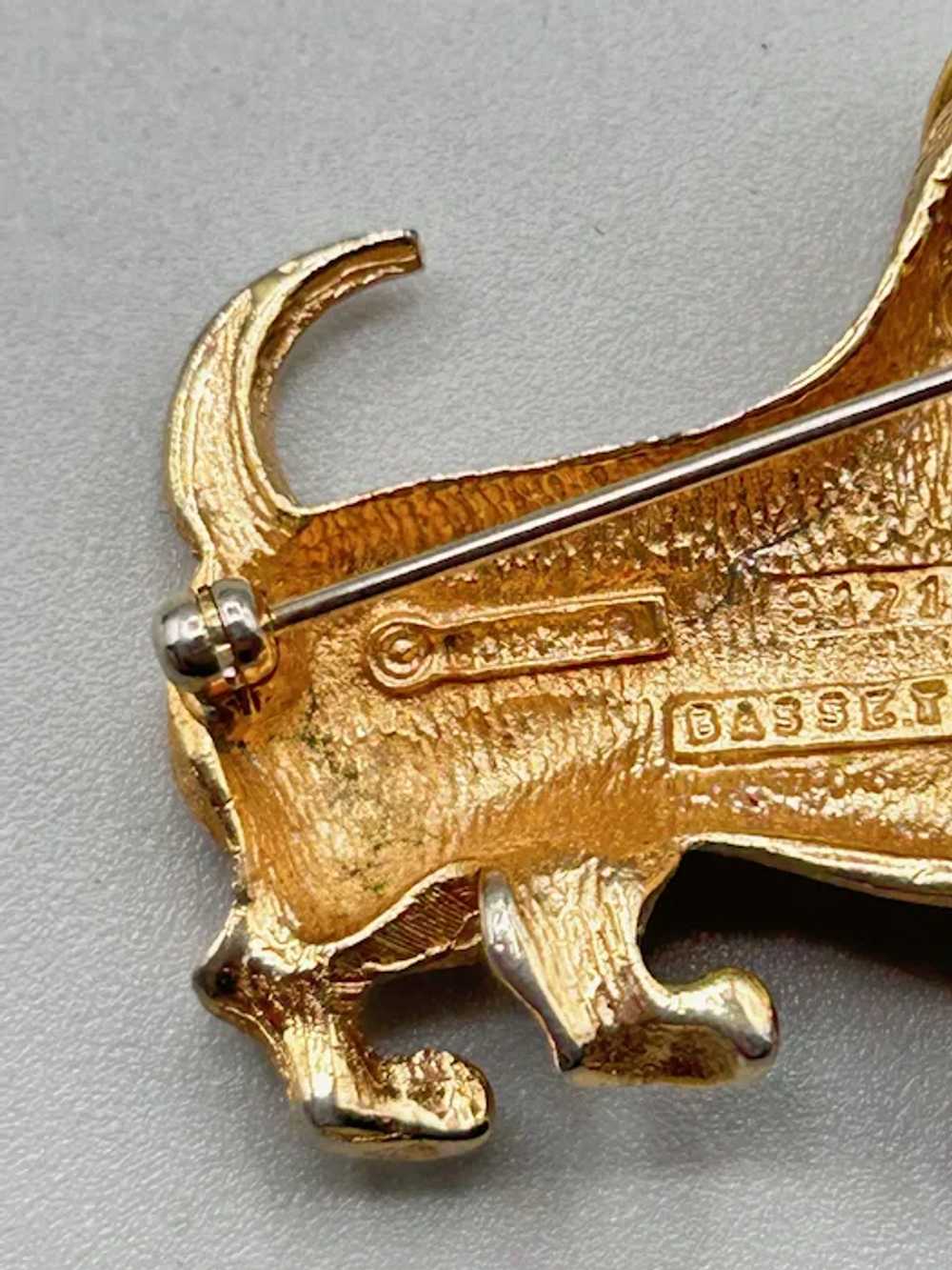 Signed BOUCHER Basset Hound Dog Pin Brooch Gold T… - image 6