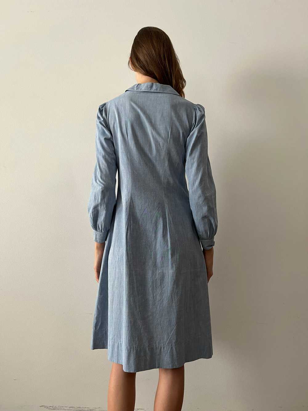 1930s French Chambray Work Dress - image 4