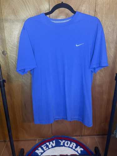 Nike Vintage Nike Regular fit Tshirt - image 1