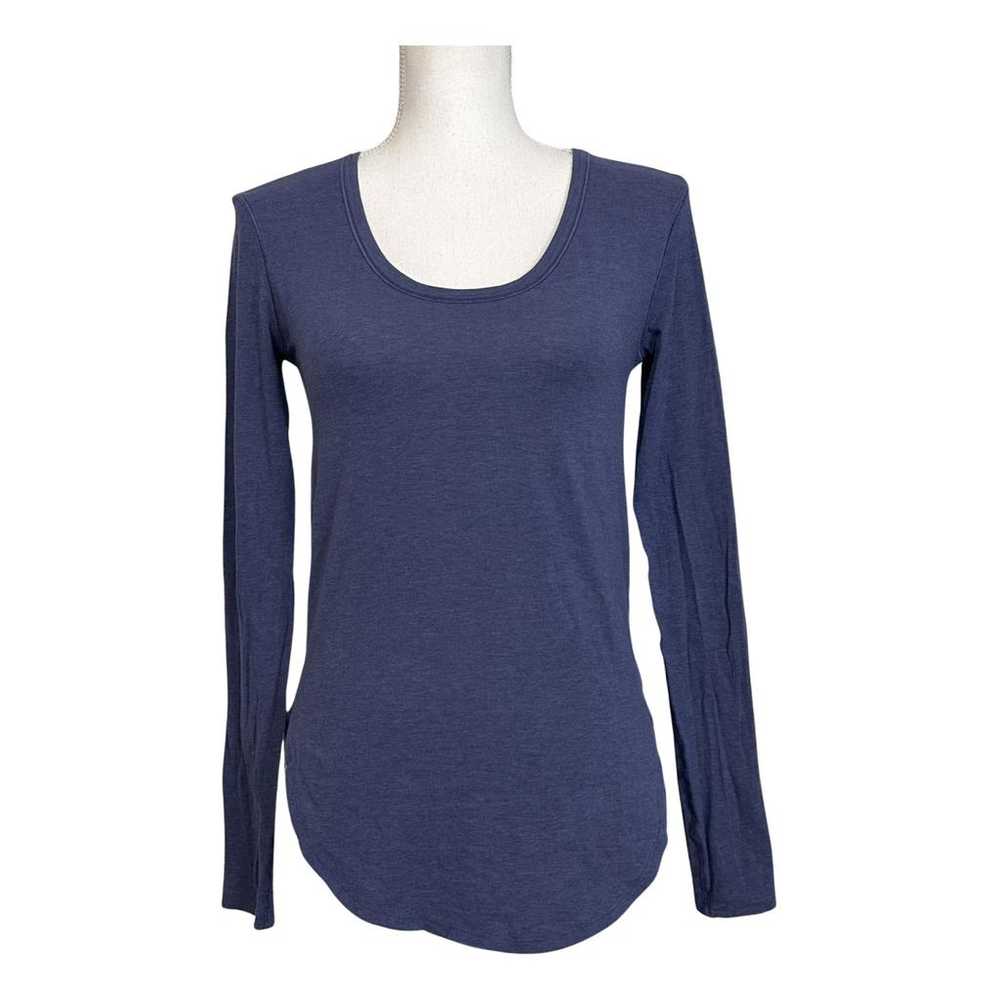 Lululemon T-shirt - image 1