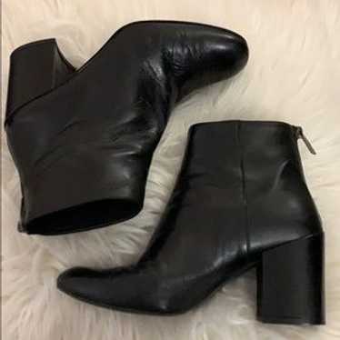 Stuart Weizmann Booties - image 1