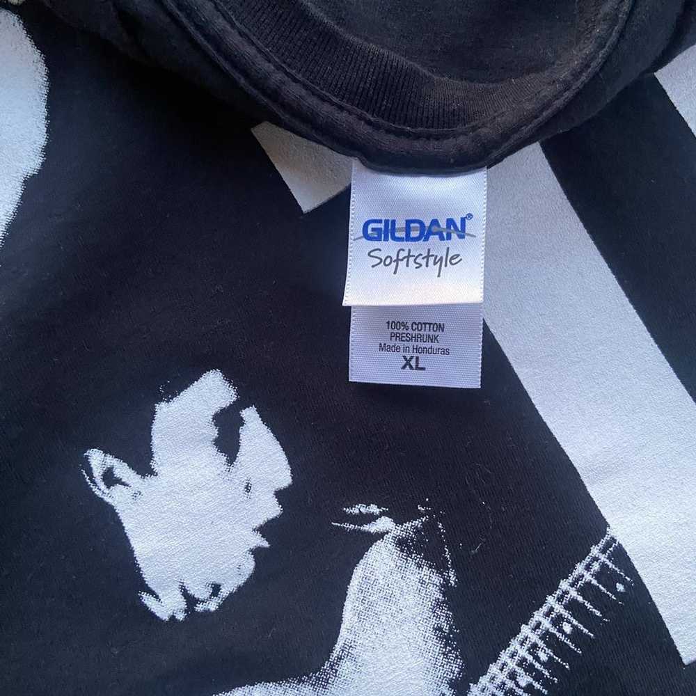 Band Tees × Gildan × Vintage Y2K 2012 The Who Max… - image 4