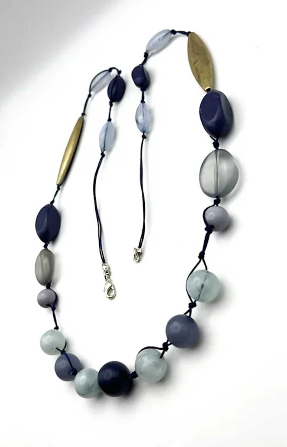 Blue and Gray Beaded Necklace with Pretty Goldton… - image 5