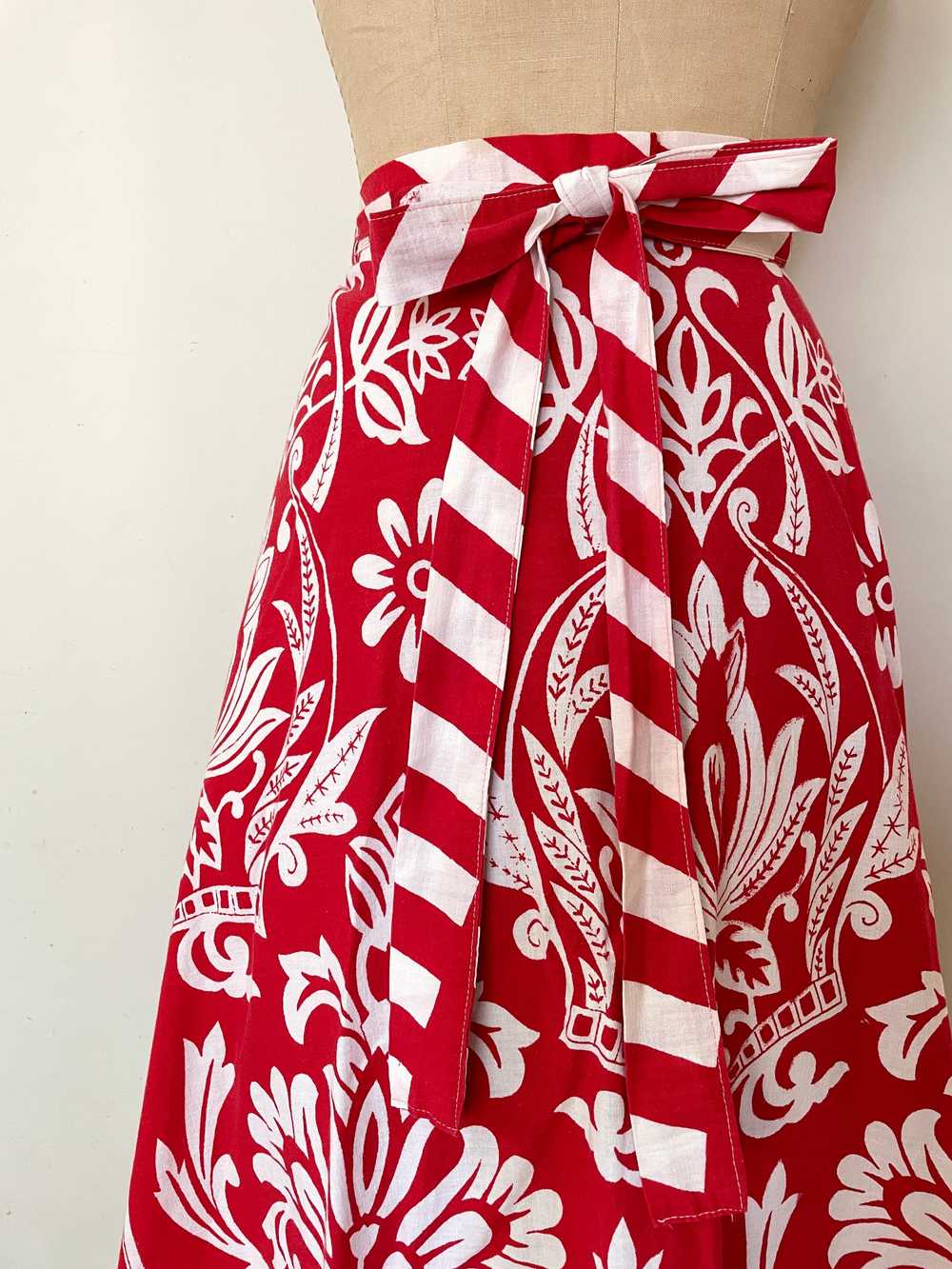 1970's Red & White Wrap Skirt - S/M - image 9