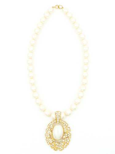 Trifari Pearl Pendant Necklace