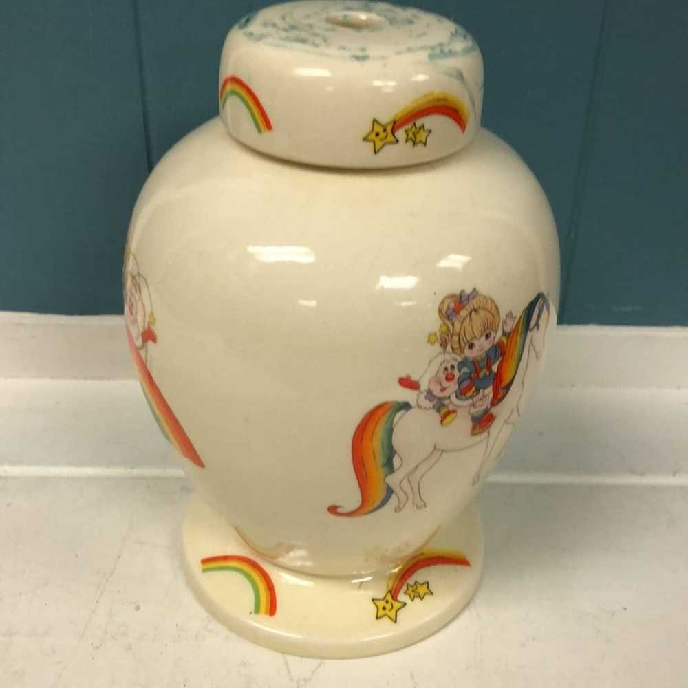 Vintage Vtg 80s 87 signed 7.5 Rainbow Bright urn … - image 3