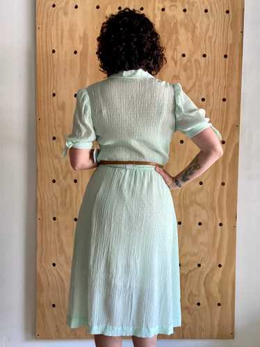 1990s Mint Midi Dress w/ Bubble Sleeves (M/L)