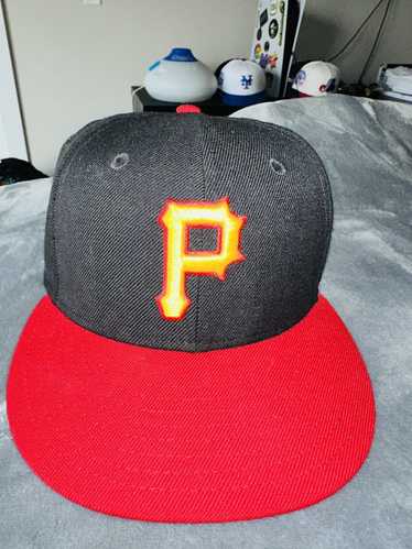 New Era Black & red Pittsburg pirates hat