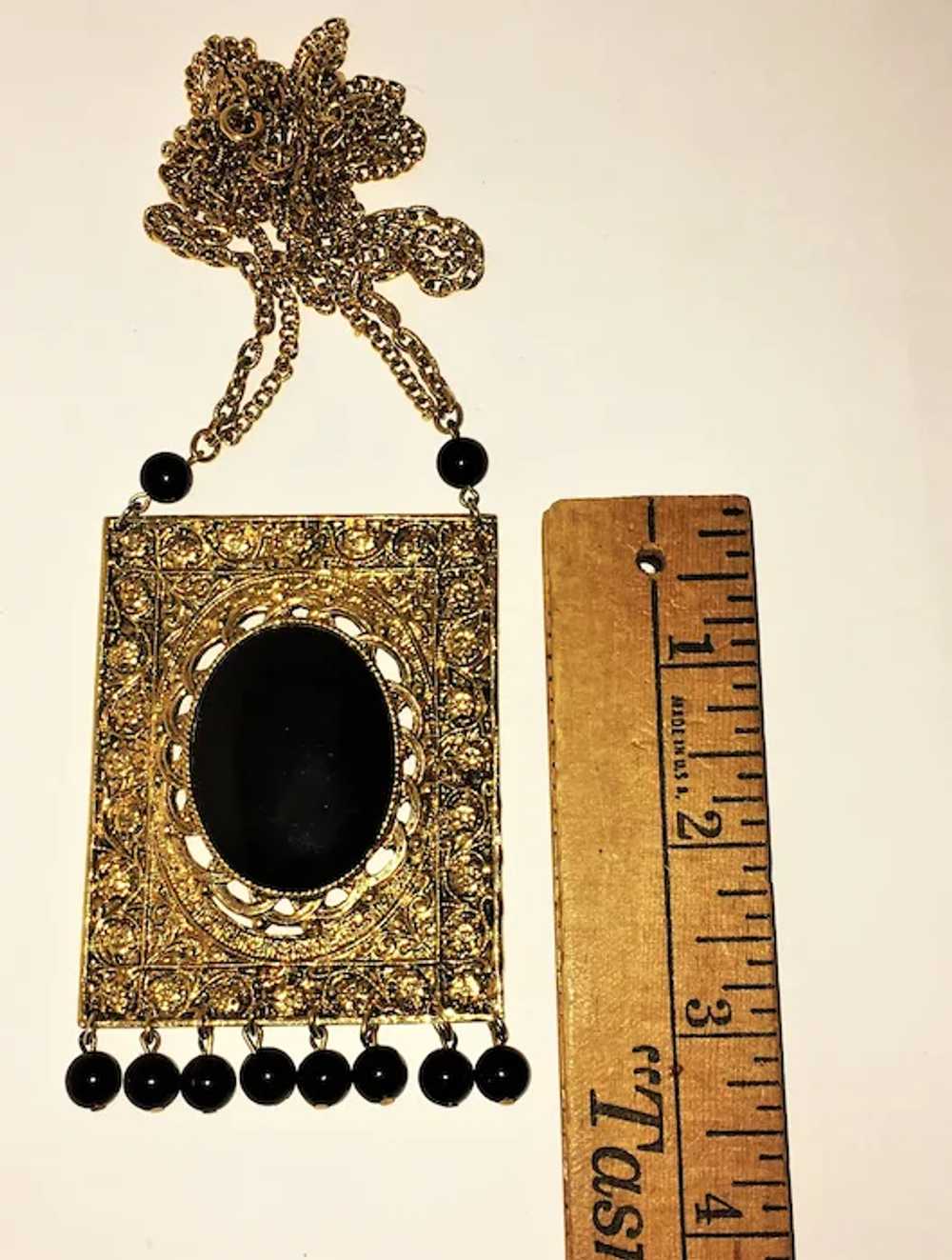 Vintage Necklace Ornate Black Cabochon Gold Plate… - image 9