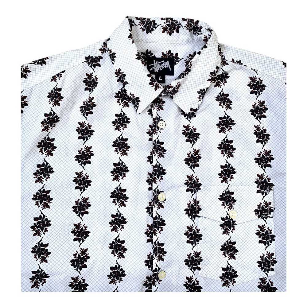 Stussy Early 00’s Stussy Floral Print Shirt in Bl… - image 2