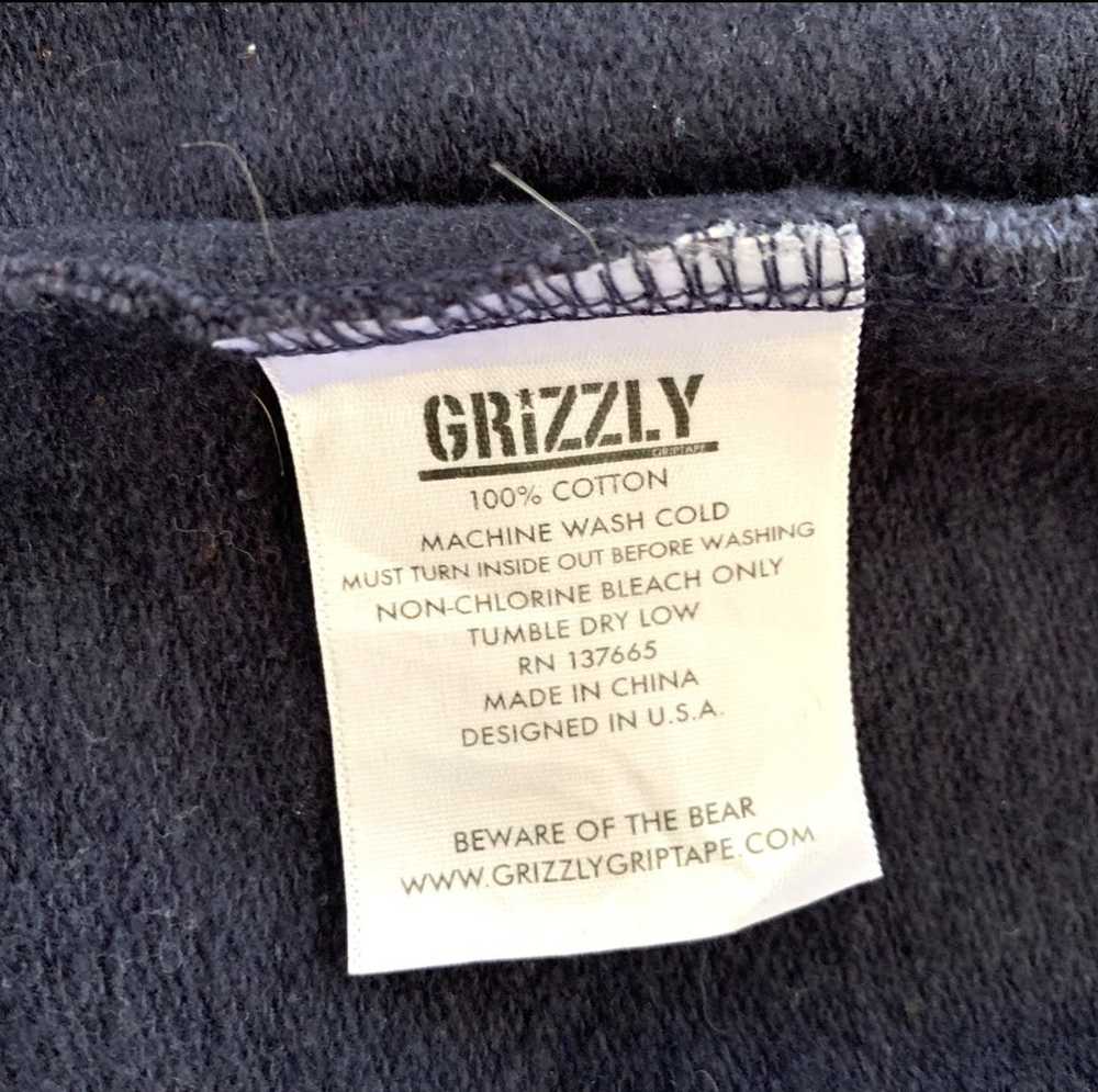 Streetwear × Vintage Vtg Grizzly Griptape Athleti… - image 10