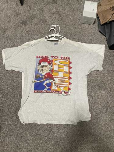 Vintage Vintage Joe Montana shirt