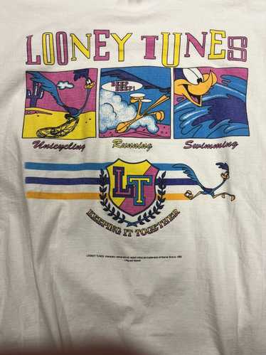 Vintage Vintage 1993 Looney Toons Roadrunner Tshir