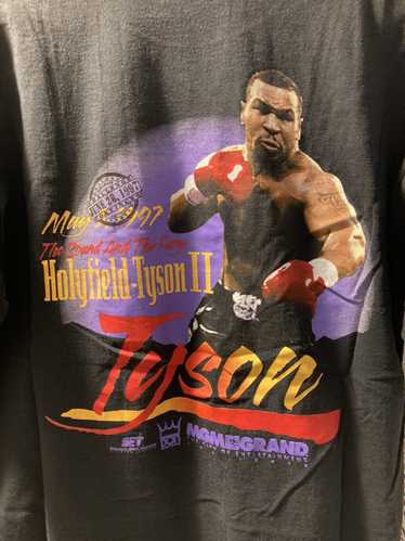 Made In Usa × Mgm Grand × Vintage VTG Mike Tyson T