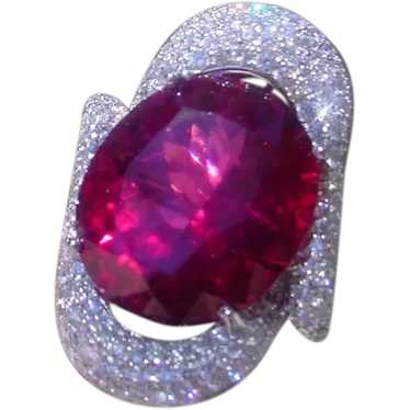 Outstanding 24 Carat Rubellite Tourmaline, 18K Whi