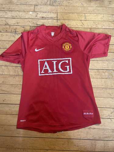 Nike × Streetwear × Vintage red Manchester jersey