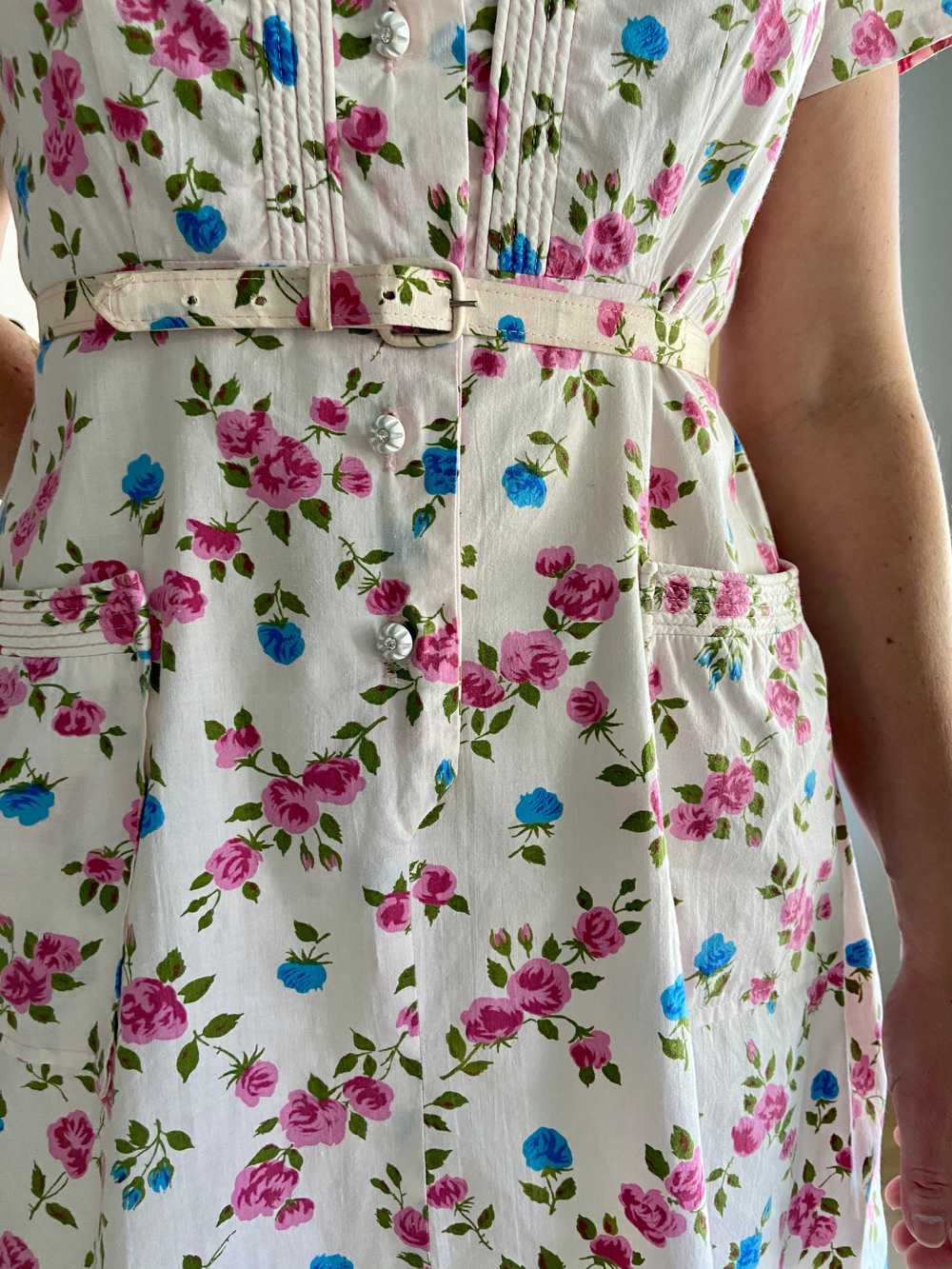 Early 1950s Pink & Blue Floral Print Dress (XL) - image 2