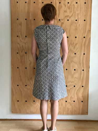 1960s Quilted Seersucker Shift Dress (M)