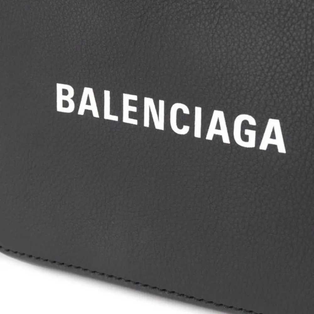 Balenciaga Leather crossbody bag - image 4