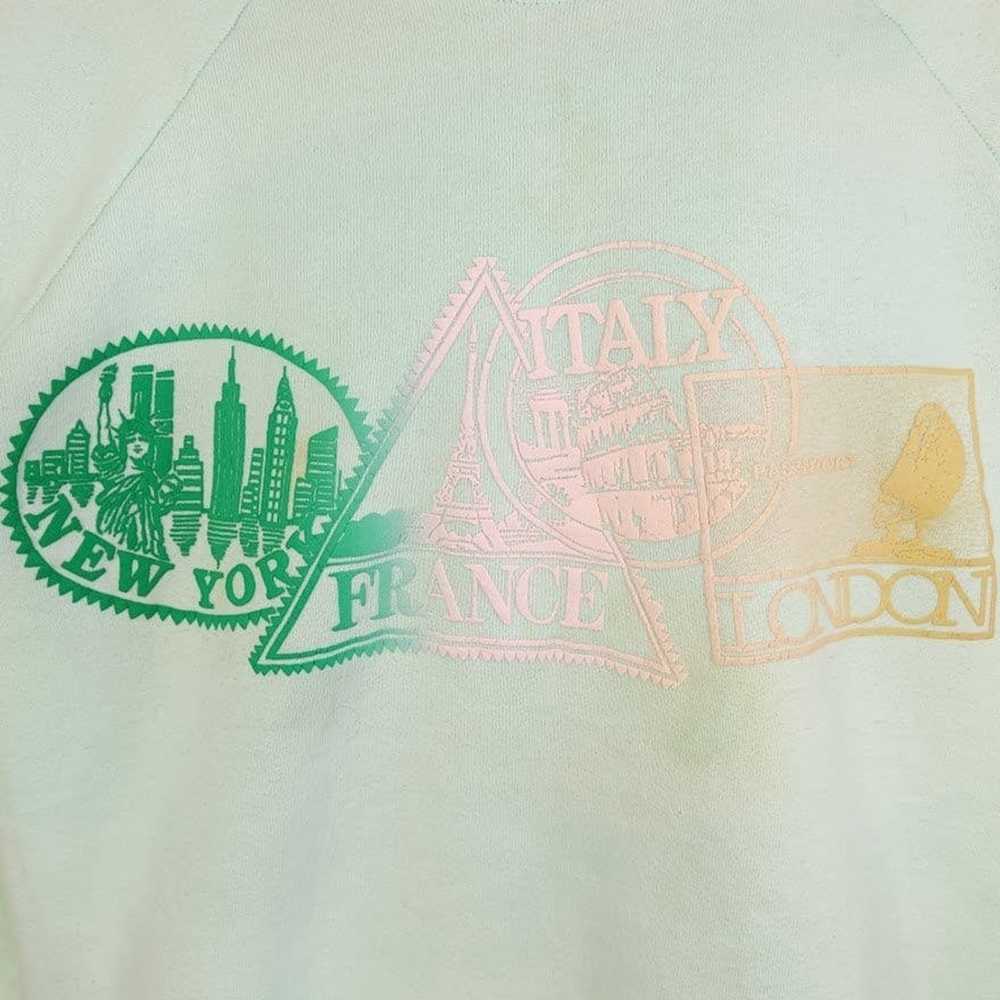 Vintage International Cities Sweatshirt Vintage 9… - image 2