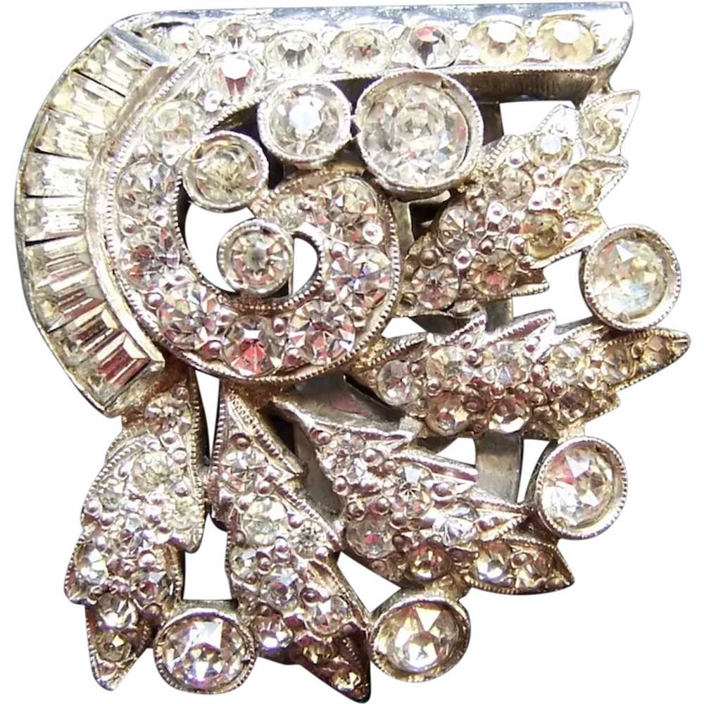 Art deco CORO single dress clip white metal clear… - image 1