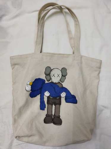 KAWS UNIQLO カウズ ユニクロ アートブック 限定 コラボ トート