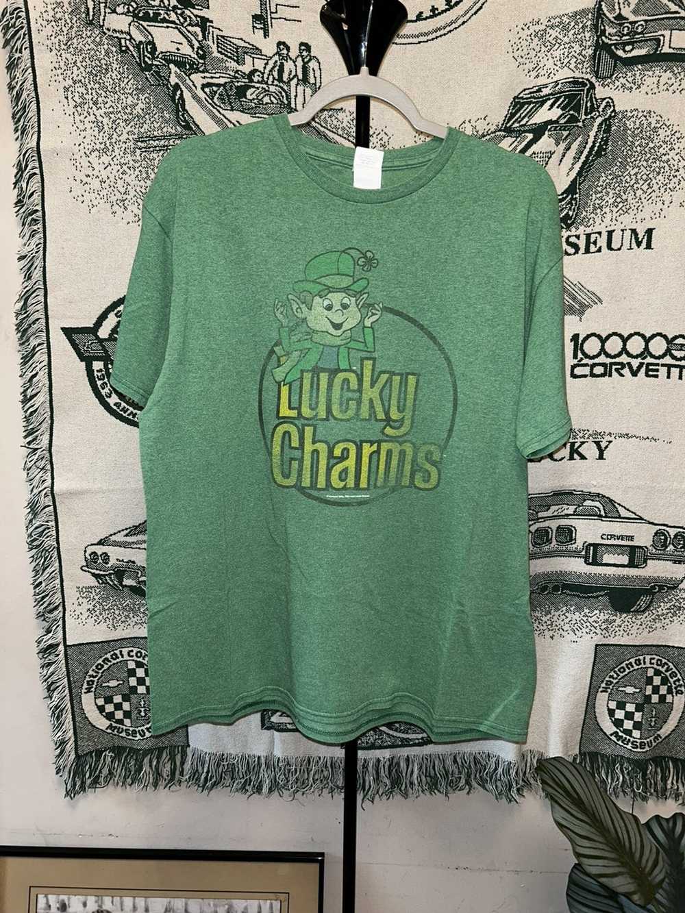 Delta × Vintage RARE VINTAGE LUCKY CHARMS TEE - image 1