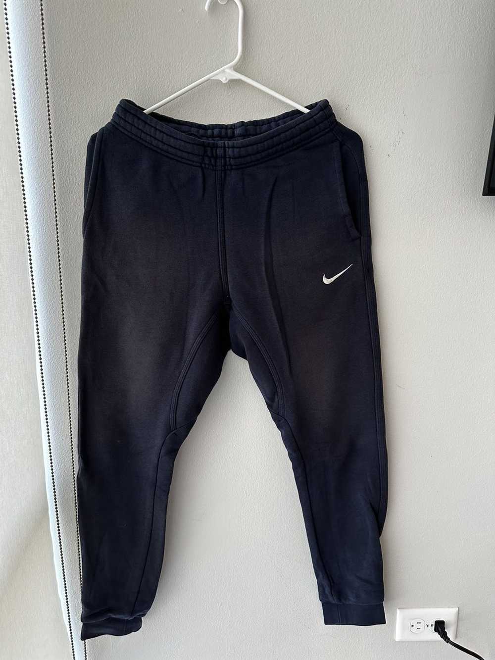 Nike Nike tapered sweatpants - image 1